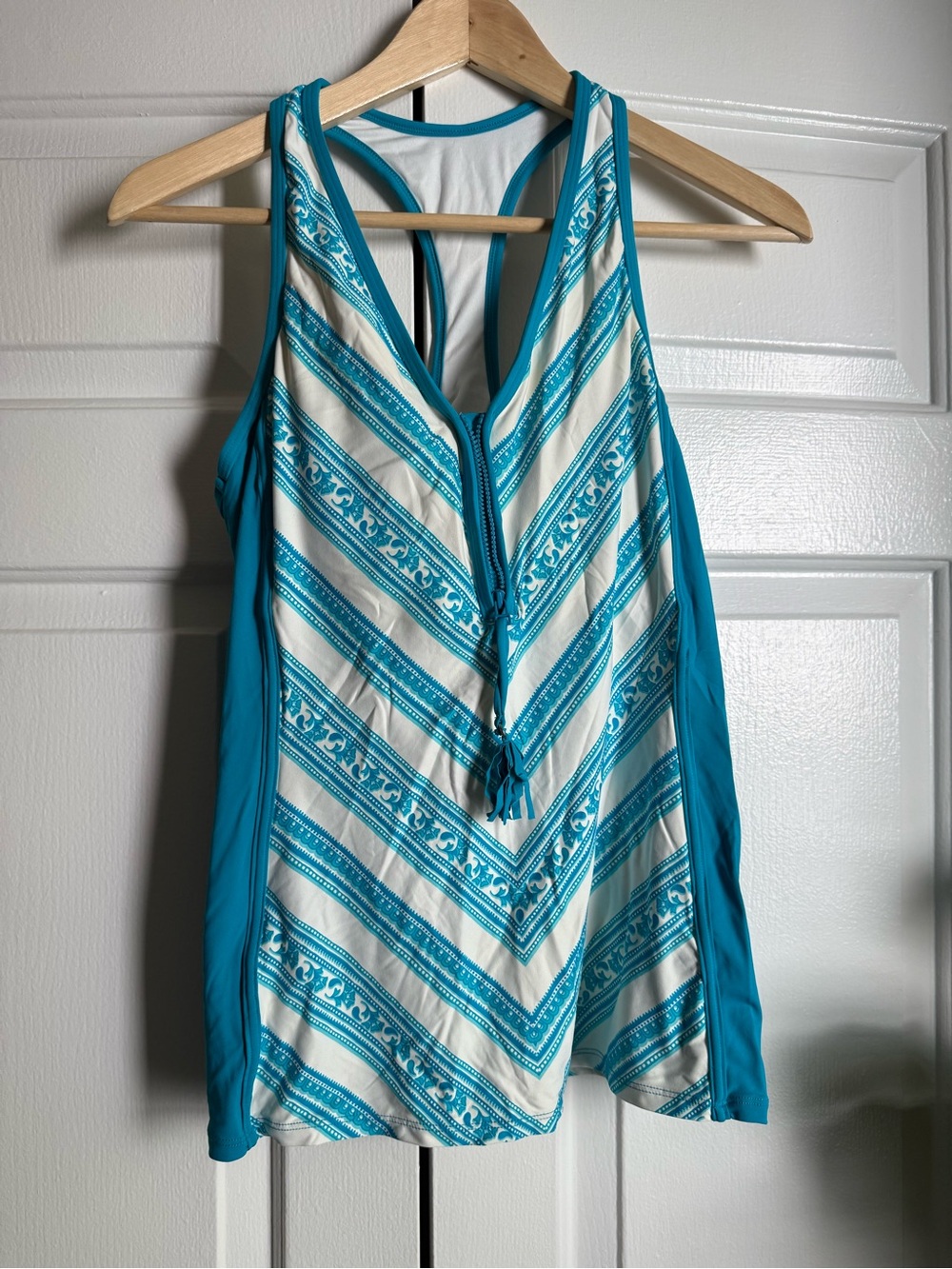 Beach House Turquoise & White V-Neck Tankini Swim Top with Tassel Zip Sz 10 pool